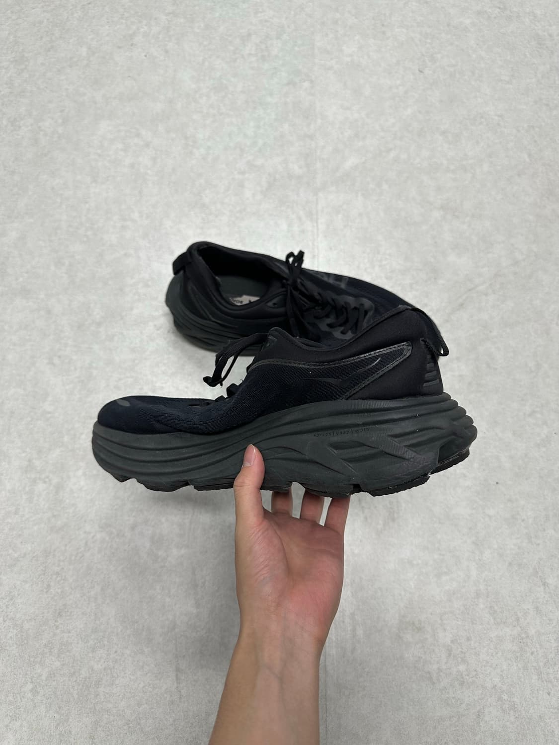 HOKA Bondi 8   상품이미지3