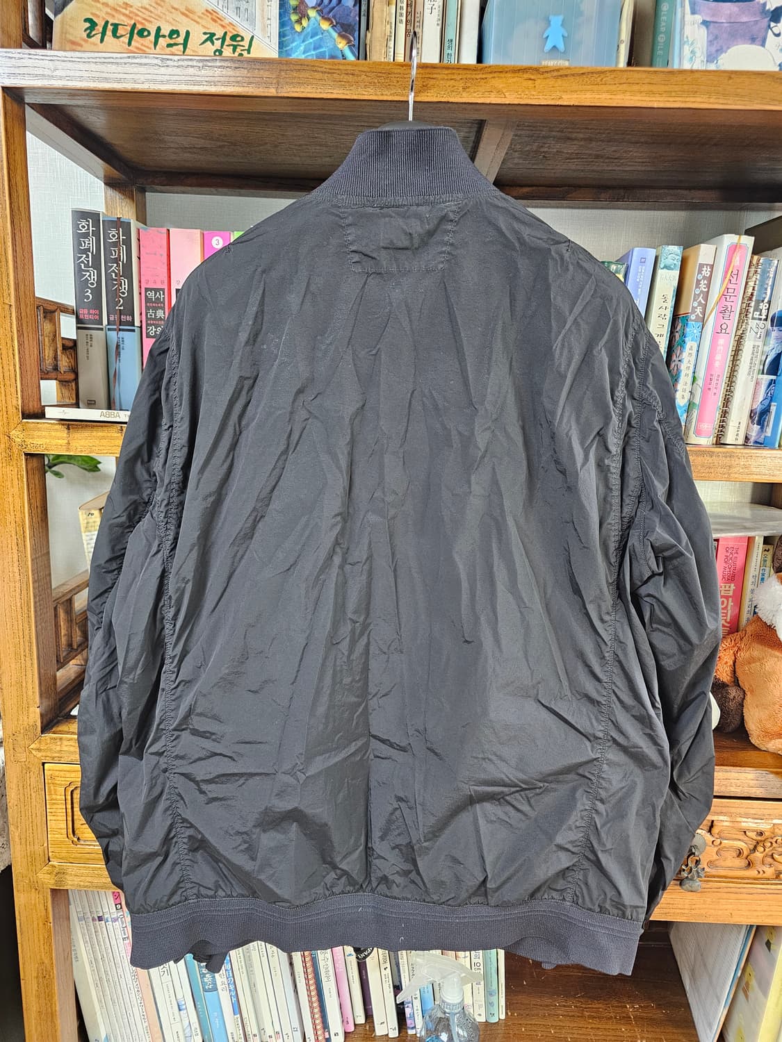 새상품급]씨피 CP컴퍼니 나일론 봄버 자켓 팔아요 ma1 마원 바람막이  상품이미지7