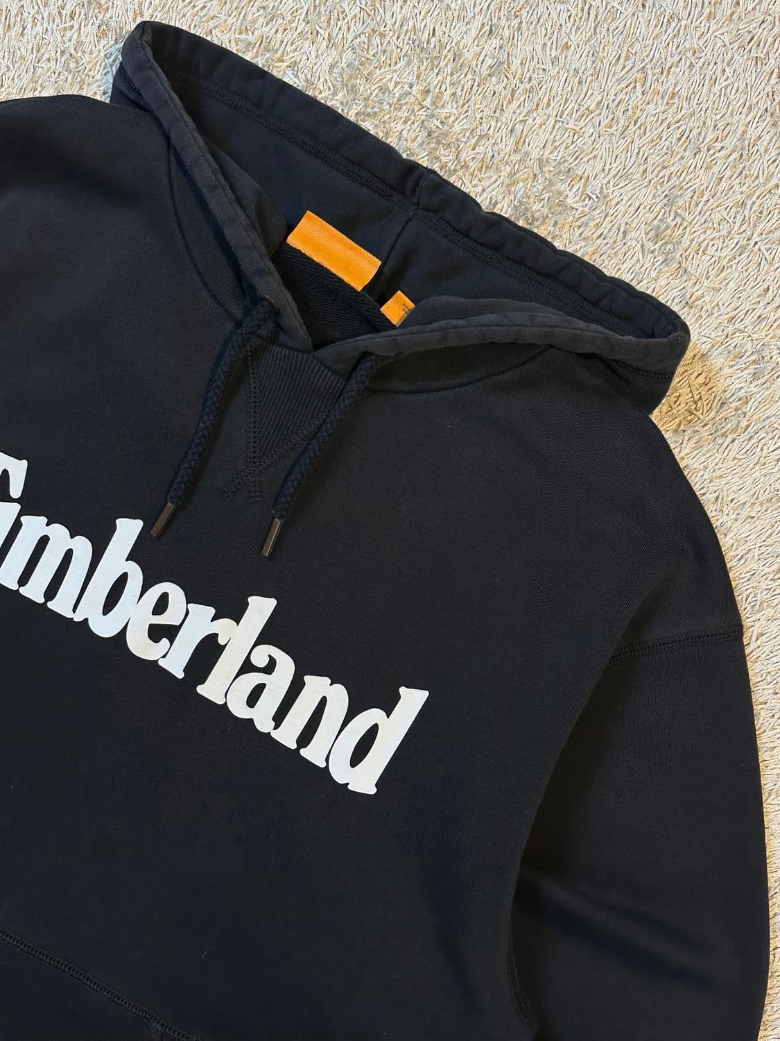 팀버랜드 TIMBERLAND 스펠로고 후드티 블랙 상품이미지2