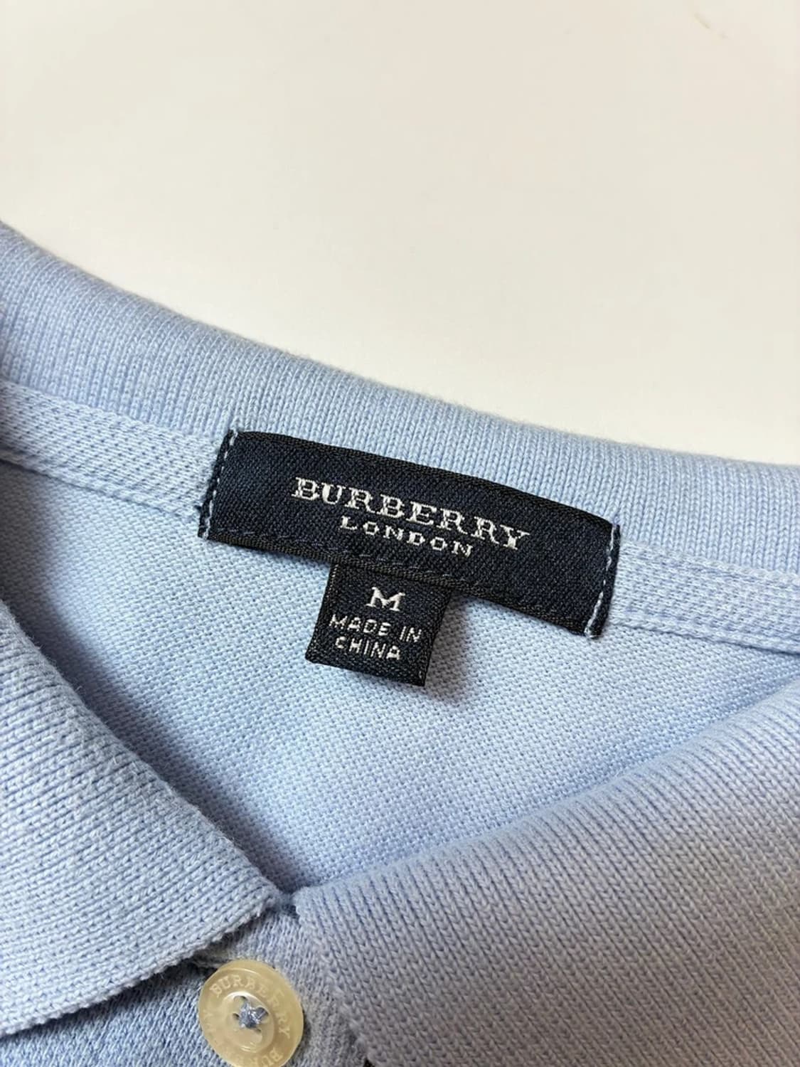 버버리 00's 클래식 로고 자수 반팔 카라 티셔츠 PN9011 상품이미지6