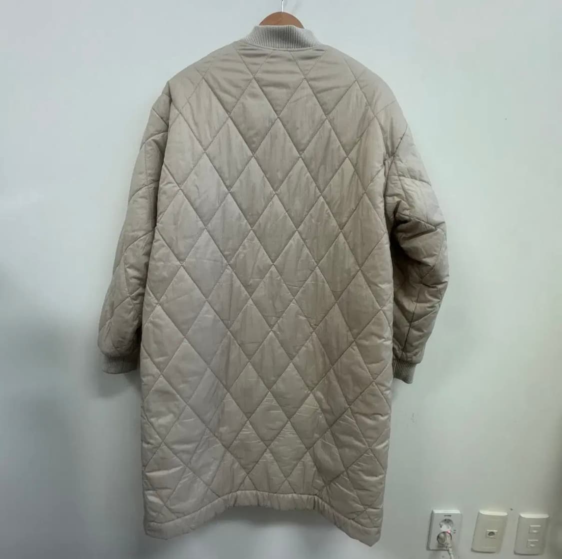 네파(NEPA) 리버시블 오버핏 퀼팅 롱 점퍼 95 상품이미지5