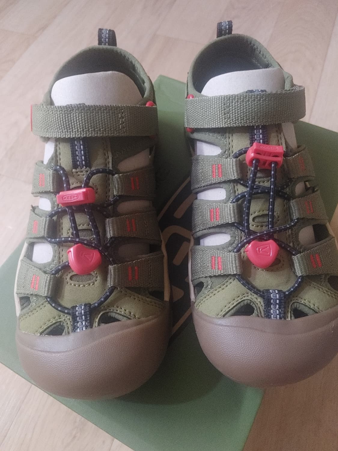 킨 샌들 새상품 빅키드5 한국235 상품이미지1