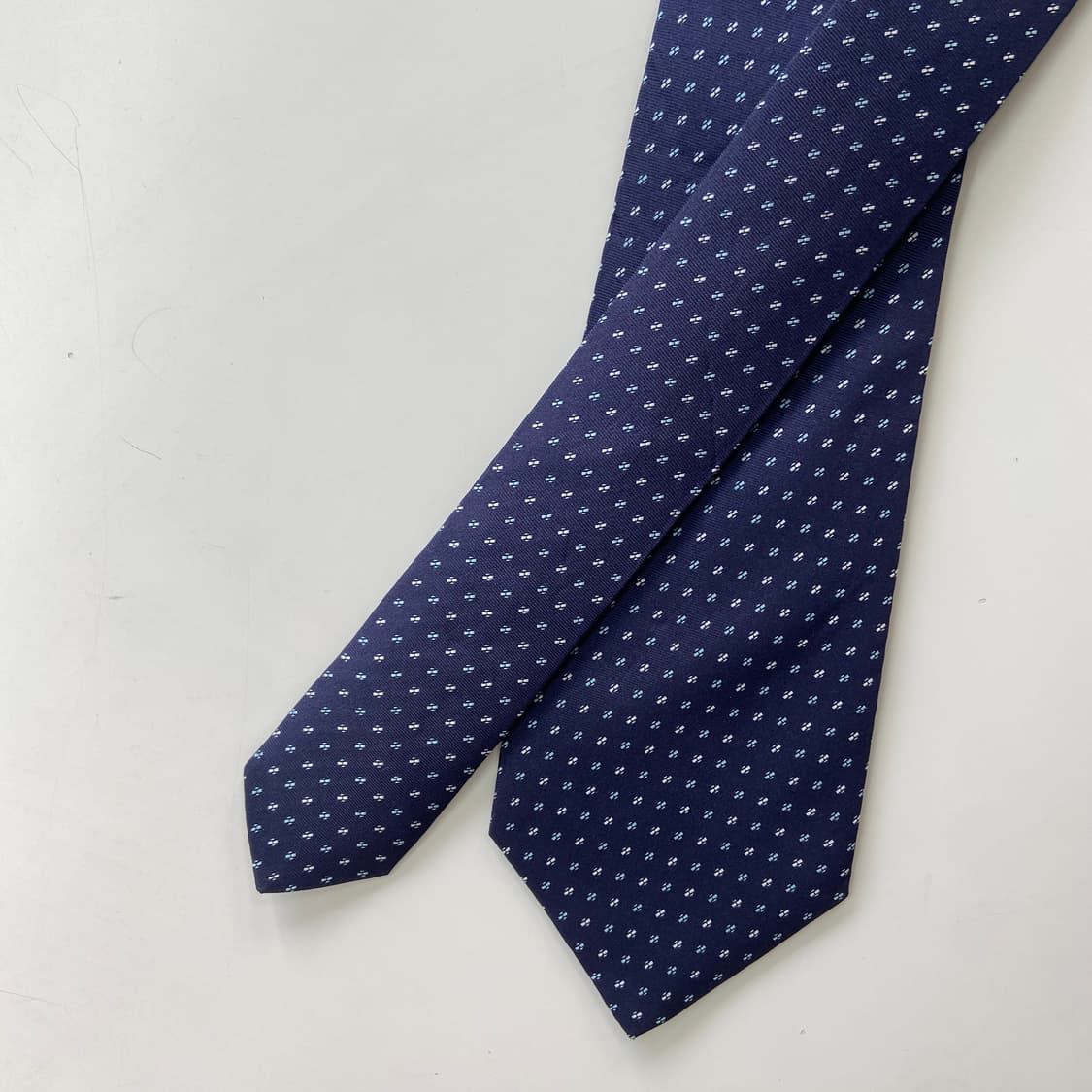 티파니앤코(tiffany&Co) 명품 정품 넥타이 8.4cm 상품이미지2