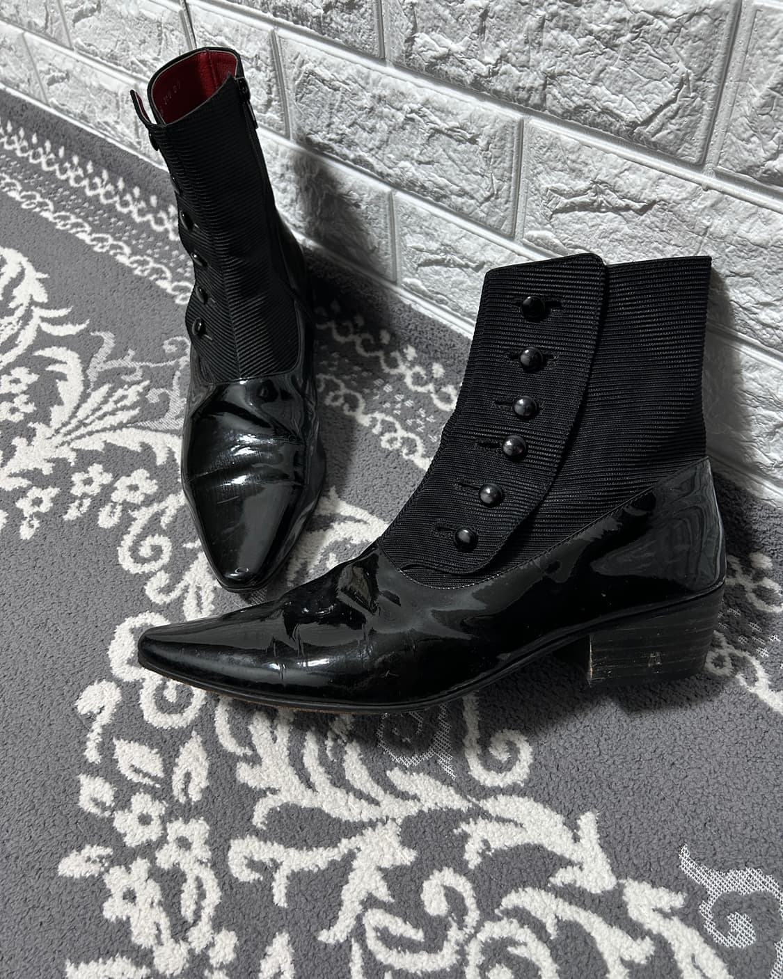 Vero Cuoio 페이던트 엘라스틱 버튼 앵클 부츠 상품이미지1