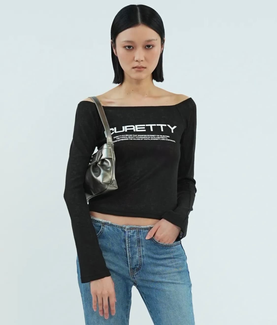 큐리티 C LETTERING SEE-THROUGH T-SHIRT_BLAC 상품이미지1