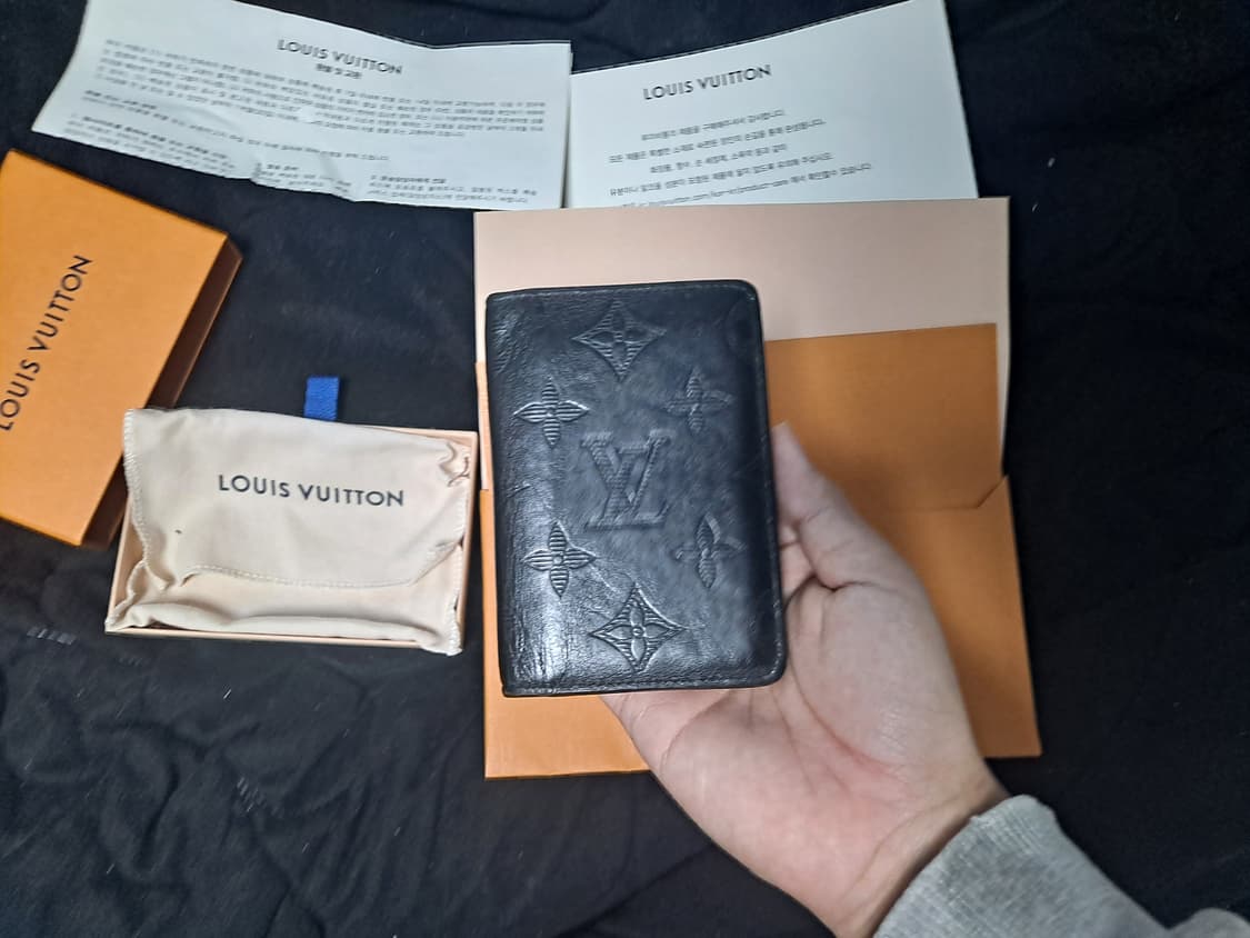 루이비통 쉐도우 오거나이저 상품이미지1