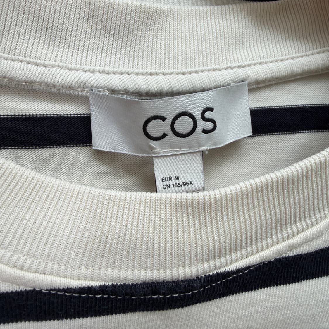 [M] COS 코스 스트라이프 롱슬리브 긴팔티 상품이미지4