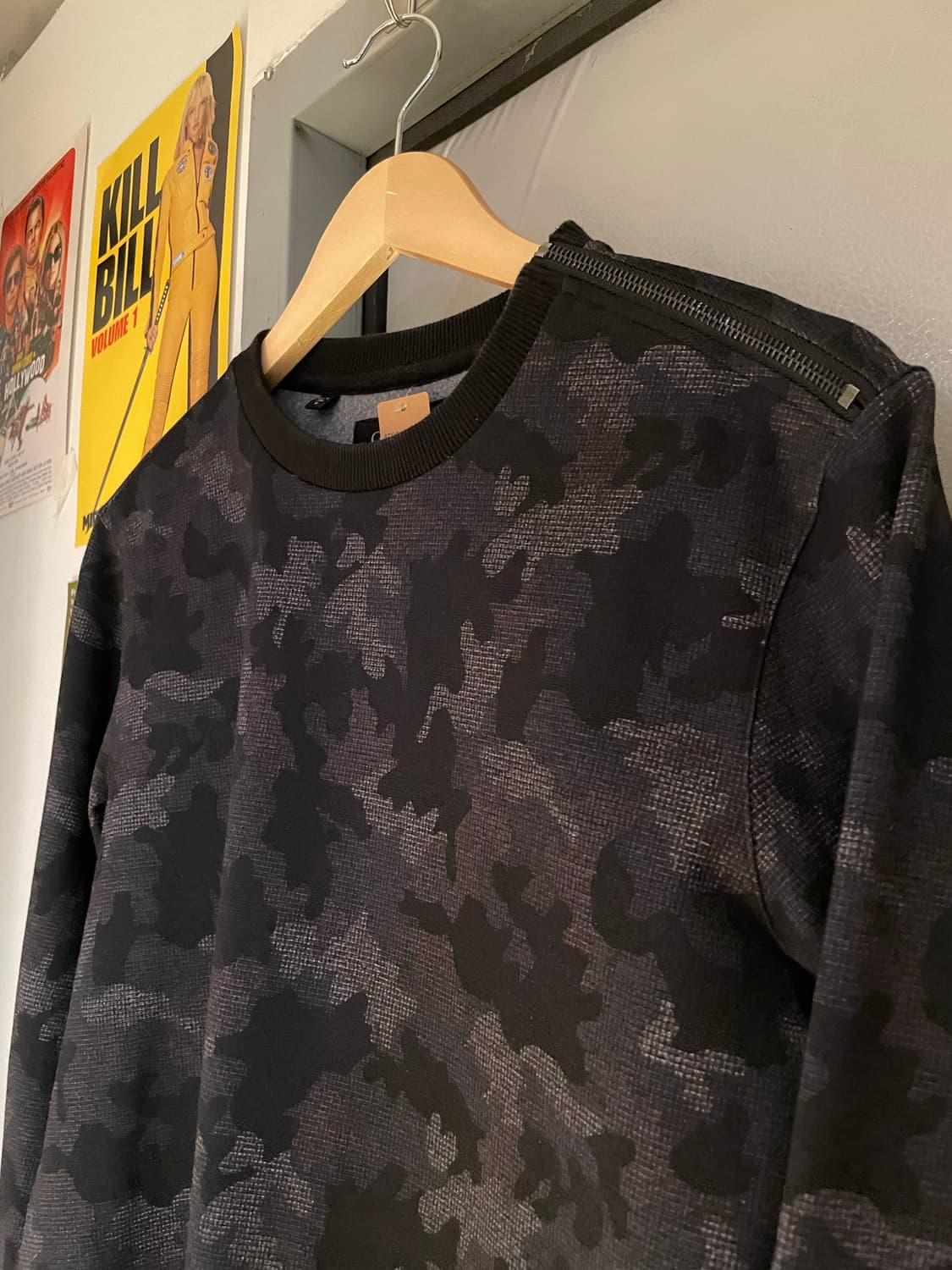 guess 게스 밀리터리 맨투맨 상품이미지4