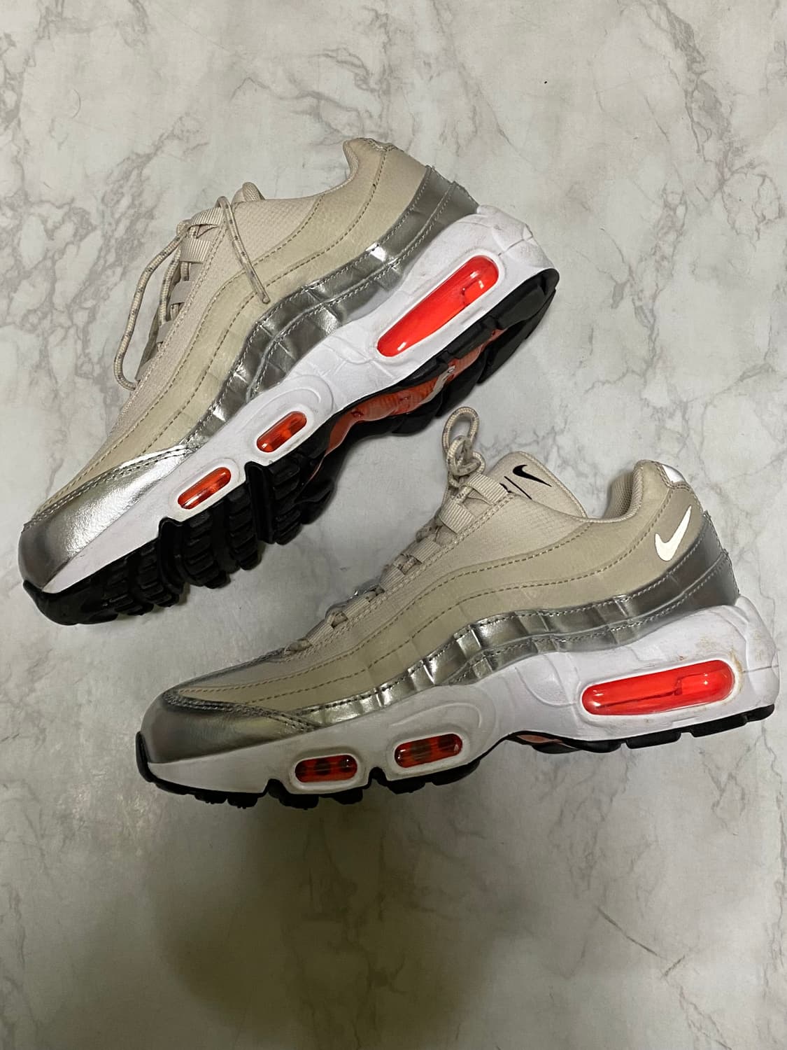 나이키 에어맥스95 여성 240 사이즈 상품이미지1