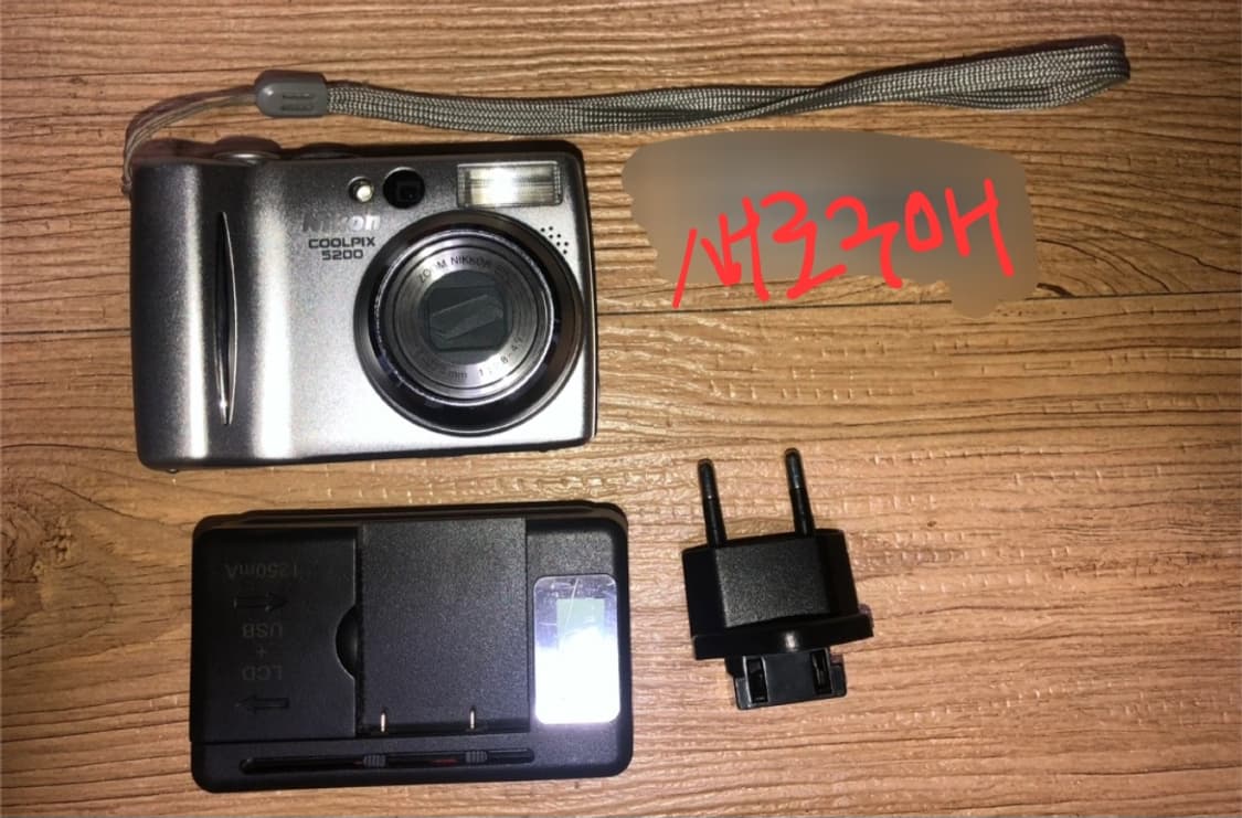 니콘 쿨픽스 5200 상품이미지1