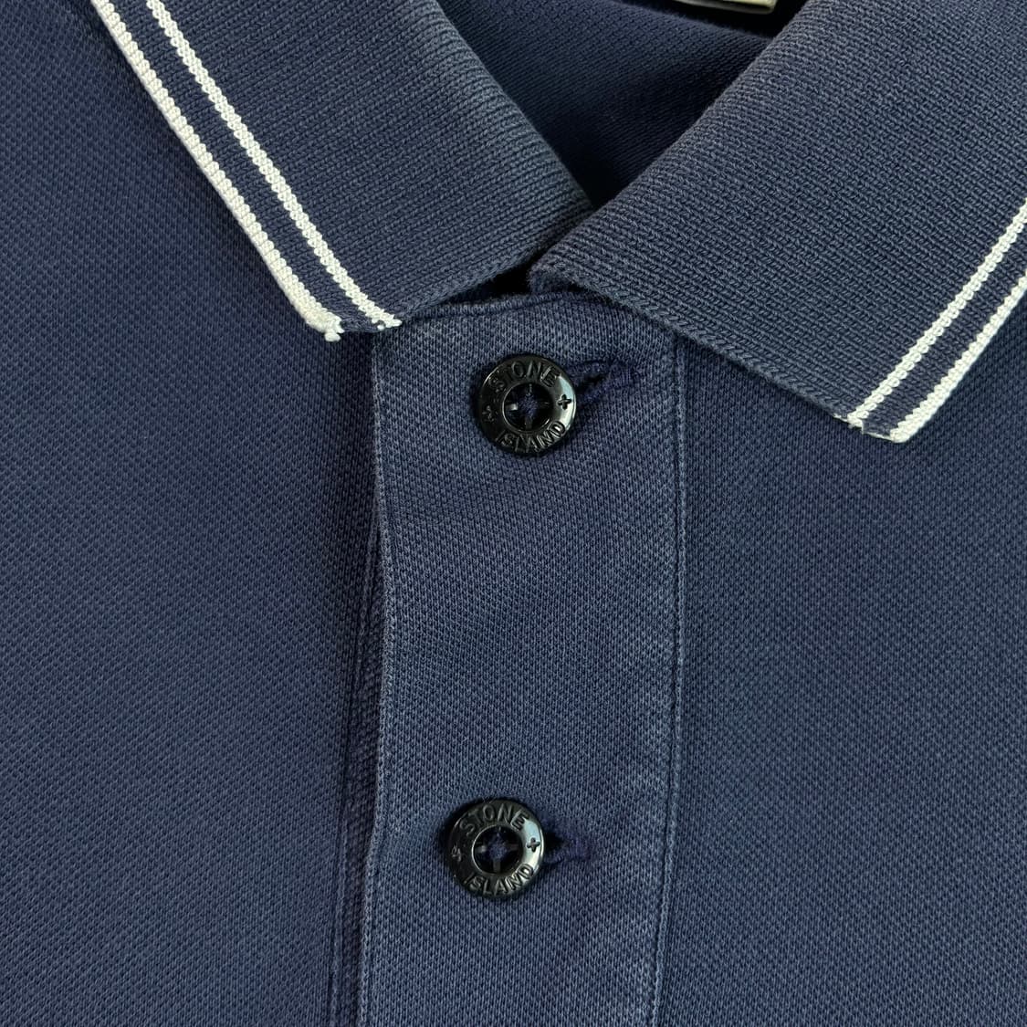 Stone island  스톤아일랜드 슬림핏 피케 네이비 폴로셔츠  상품이미지3