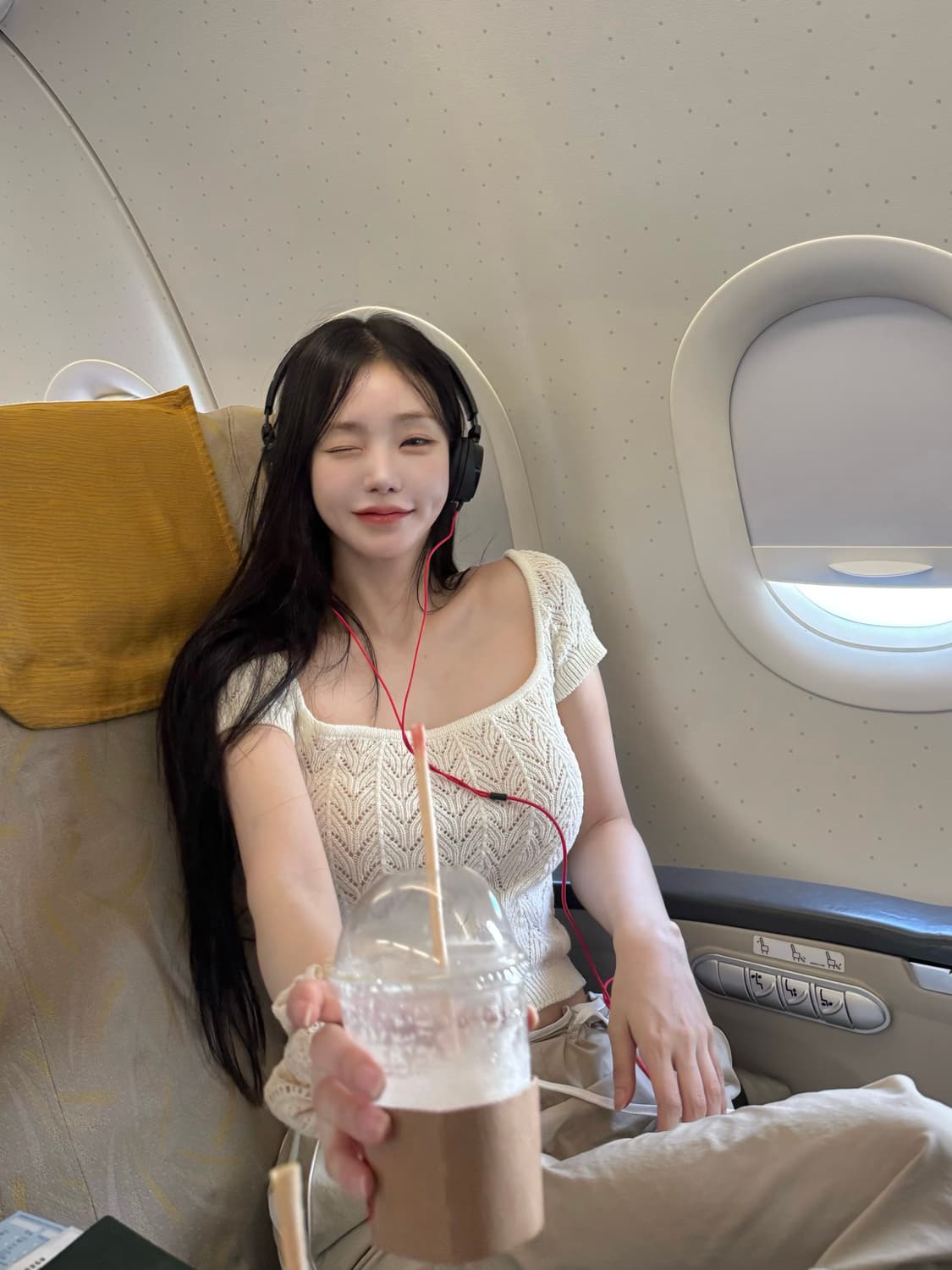 카인다미 스퀘어넥 물결 니트 크림 상품이미지5