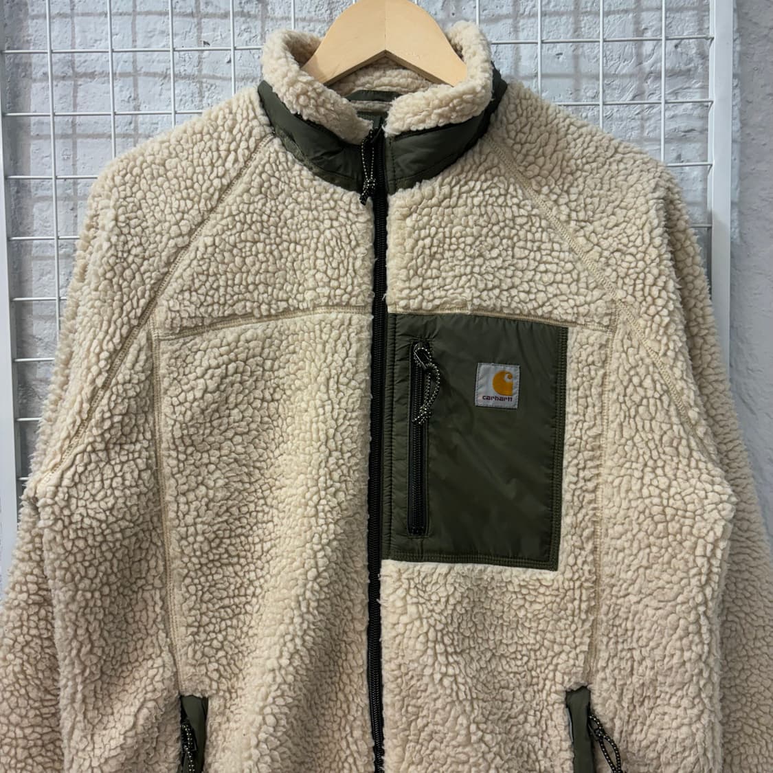 칼하트 WIP 아이보리 카키 플리스 자켓 M 상품이미지3