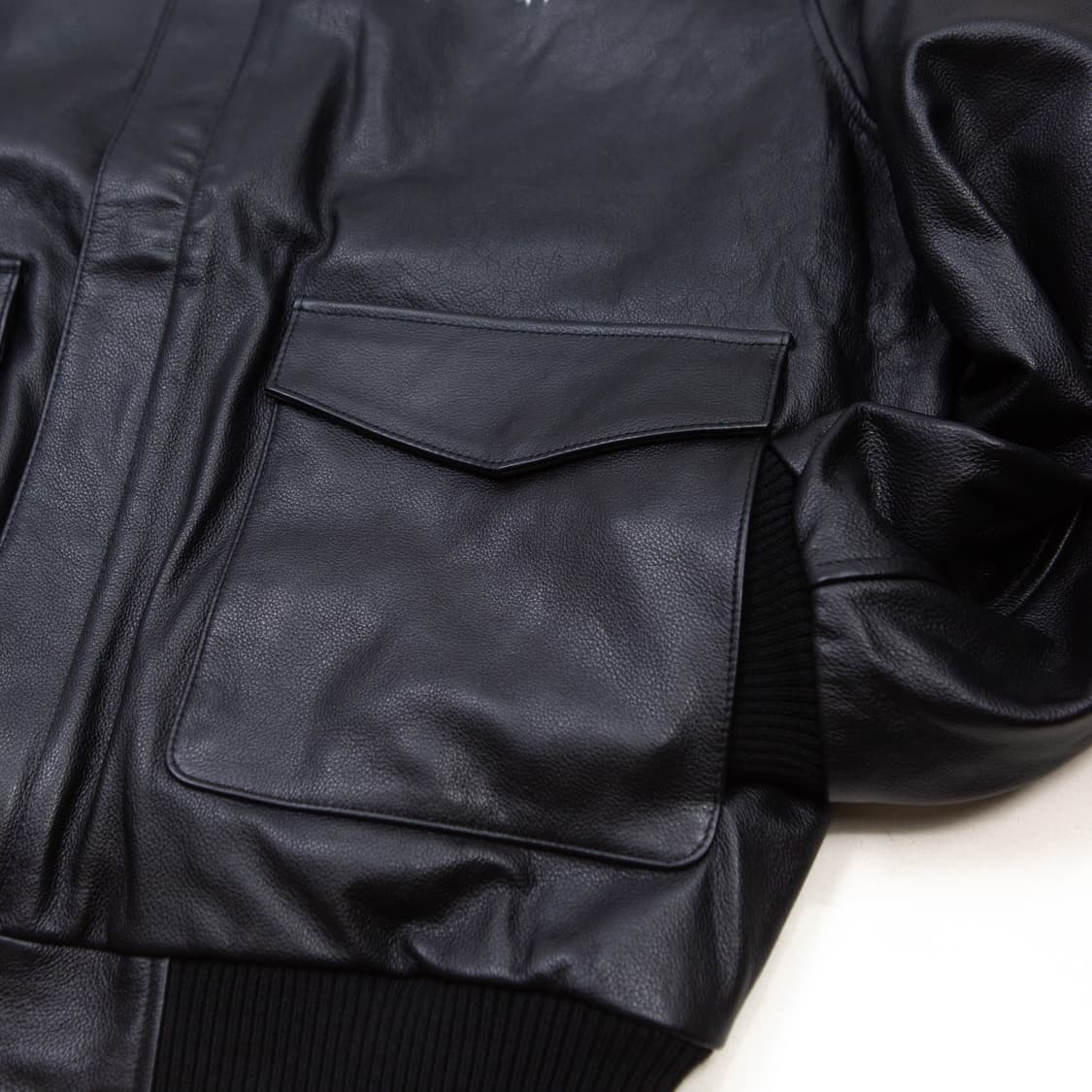 골프왕 에어브러쉬 하트 봄버 자켓 블랙 상품이미지6