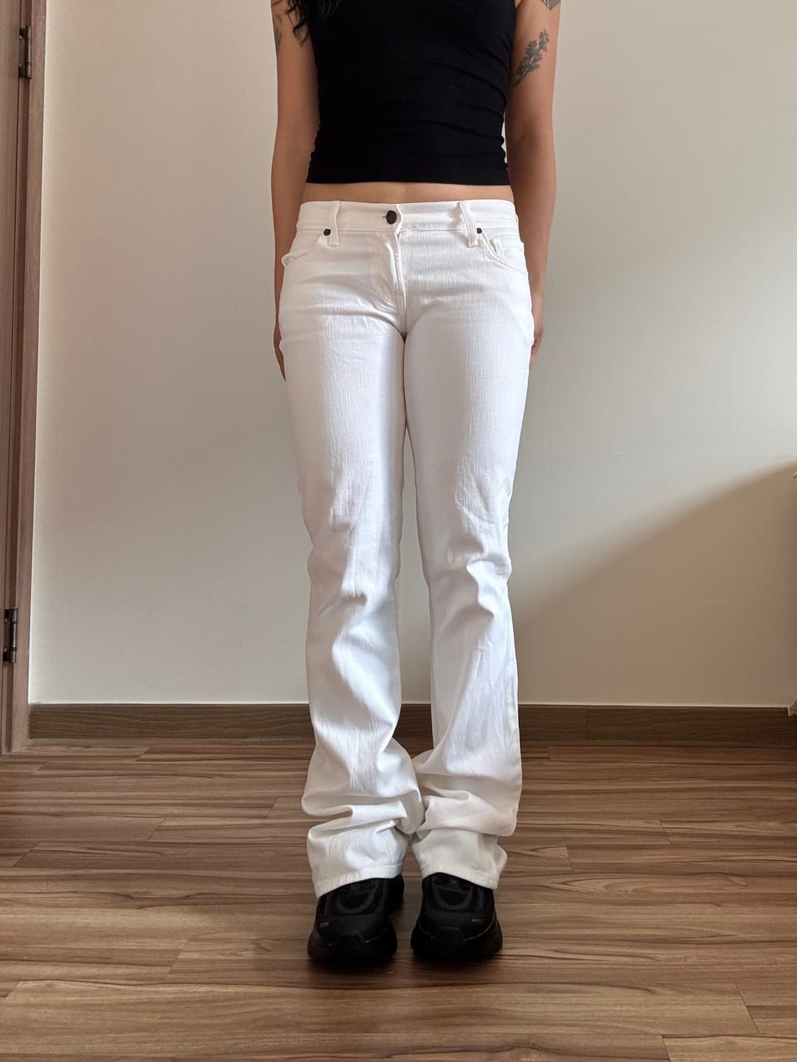 화이트 부츠컷 팬츠 상품이미지3