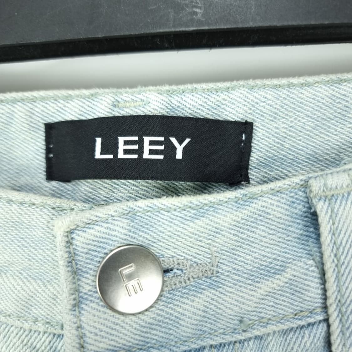 [LEEY YEEL] 아이스워싱 스터드 리벳 와이드 데님팬츠 M19815 상품이미지7