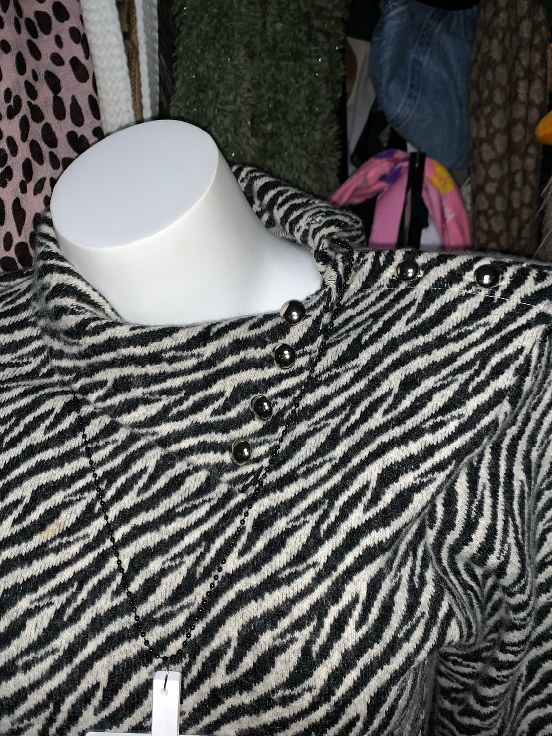 y2k 지브라 버튼 터틀넥 상품이미지2