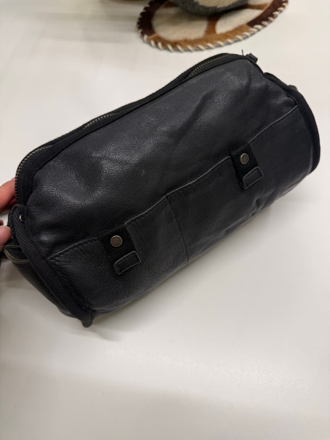 아네스베 원통 양가죽백 상품이미지3