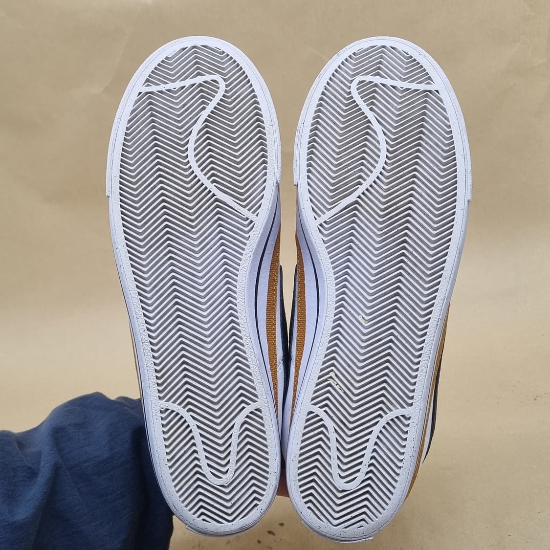 나이키 코트 레거시 남성운동화270  상품이미지3