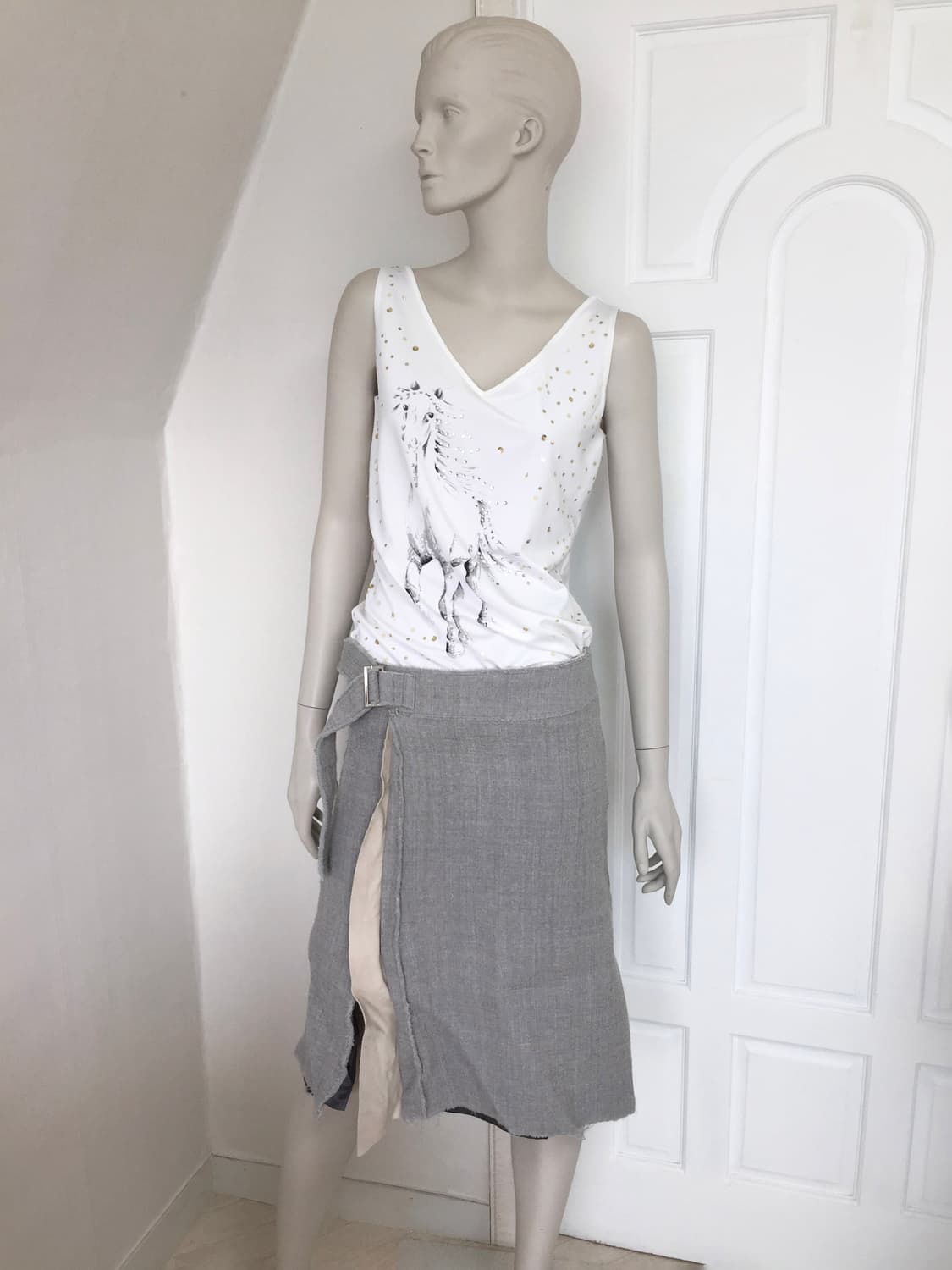 Horse Print Spangled Top 상품이미지4