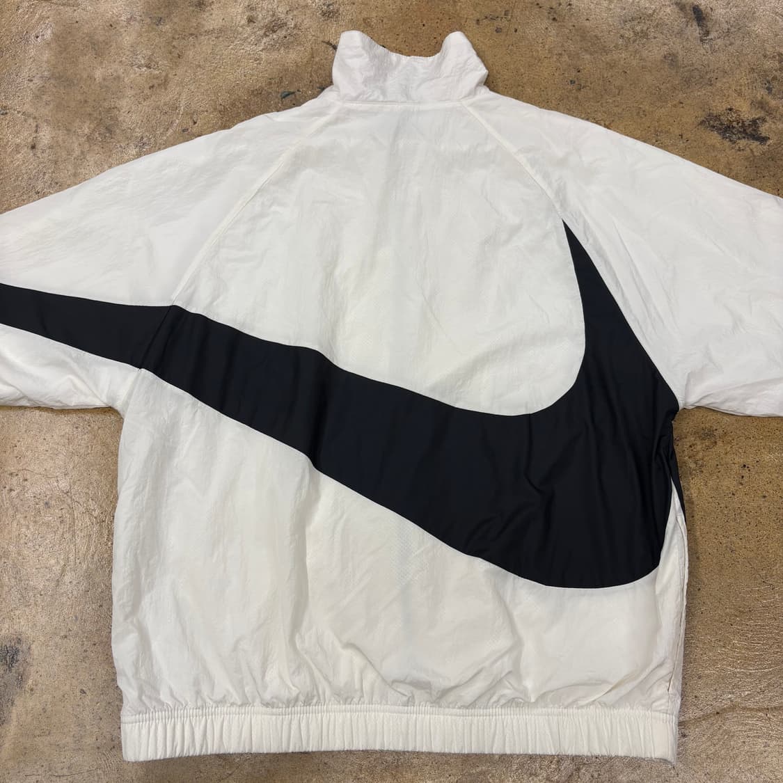 [정품/L,100] 나이키 빅스우시 우븐 바람막이 화이트 b17 상품이미지4