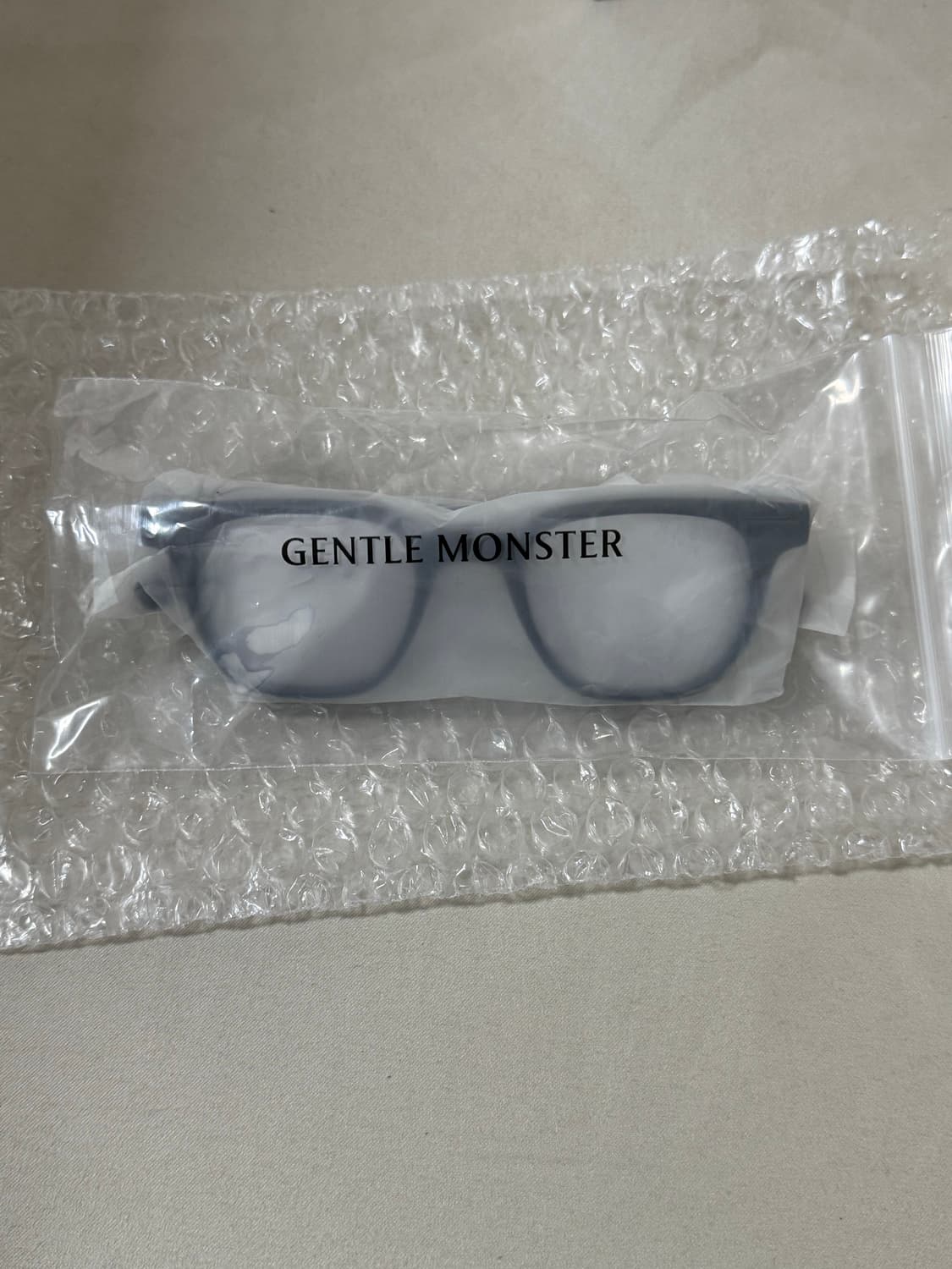 젠틀 몬스터 x 메종 마르지엘라 MM010S 블랙 상품이미지3