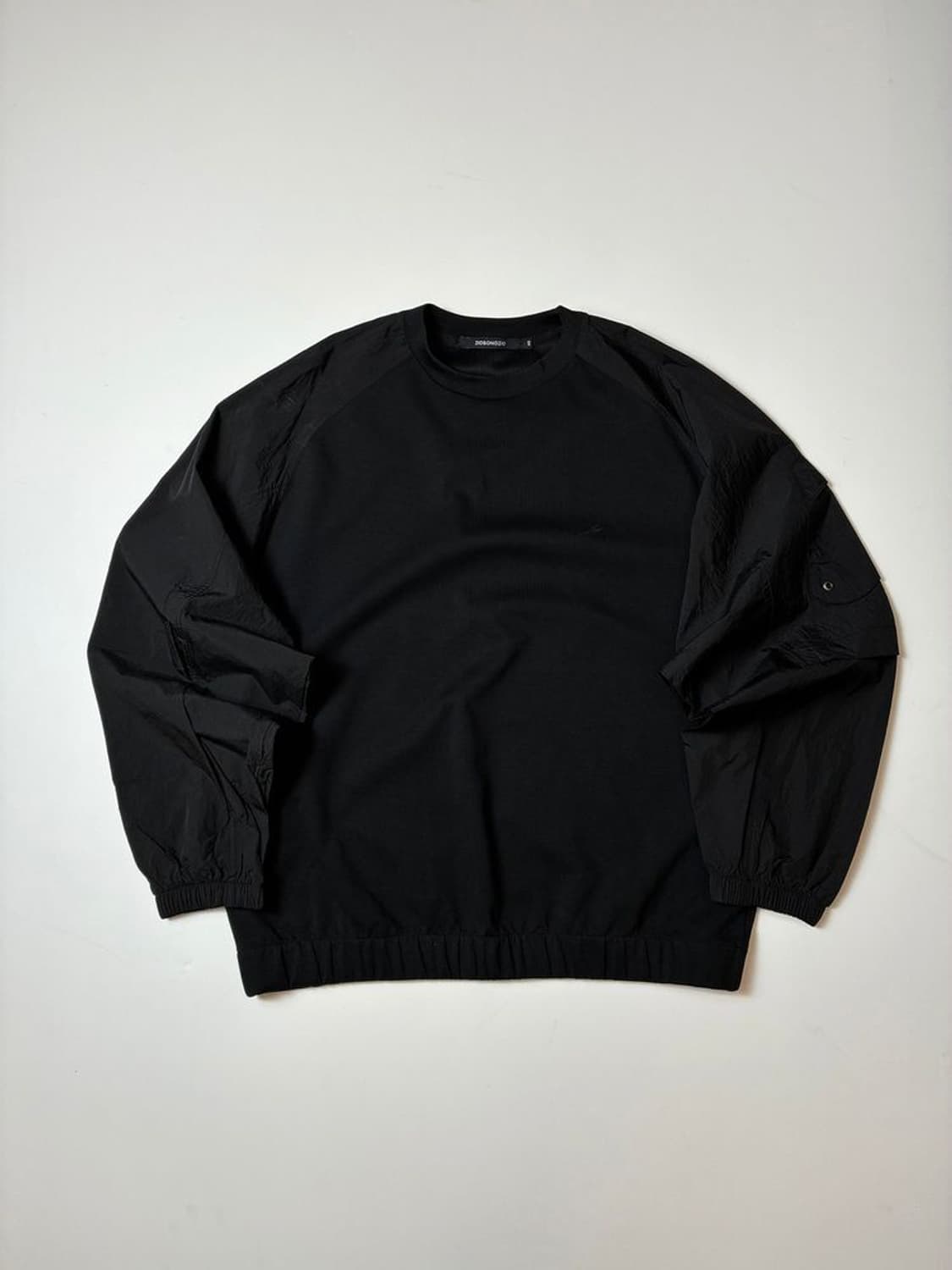 지오송지오 옴므 23FW 퍼티그 배색 맨투맨 PN8554 상품이미지1