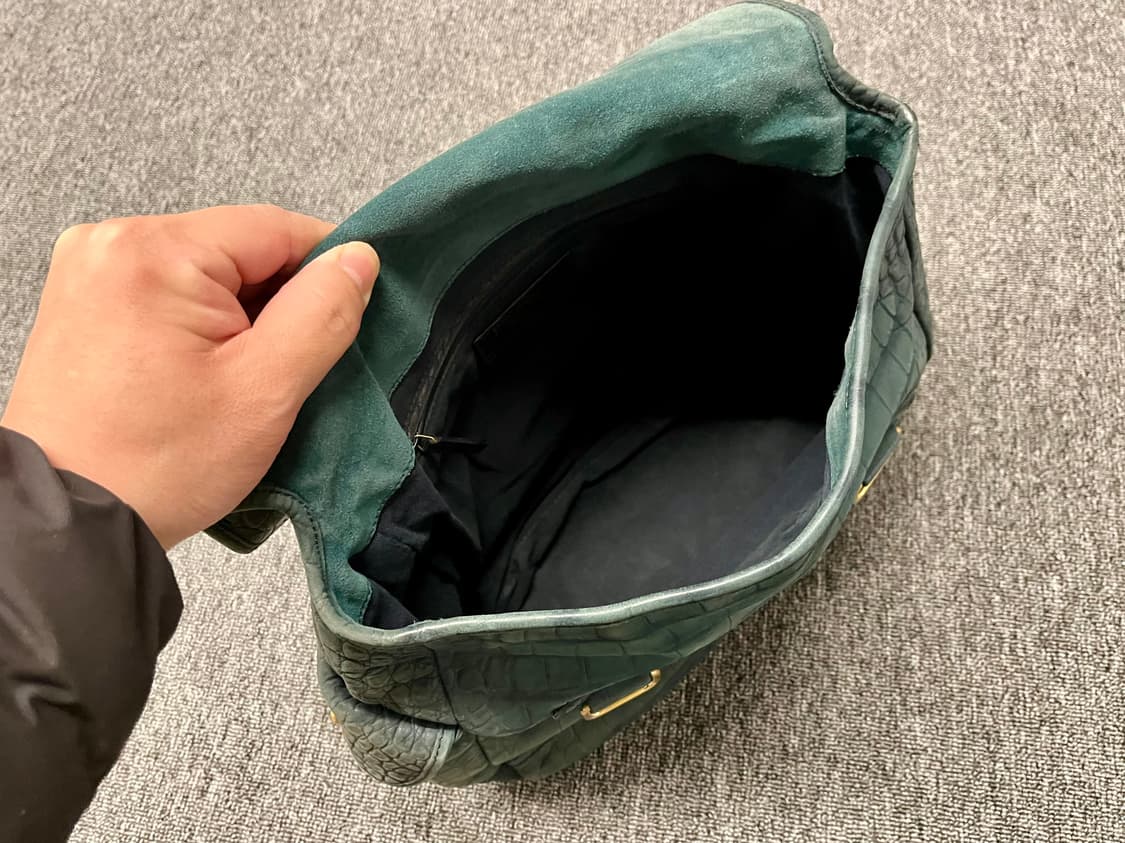 생로랑 크로코다일 패턴 토트백 & 숄더백  상품이미지10