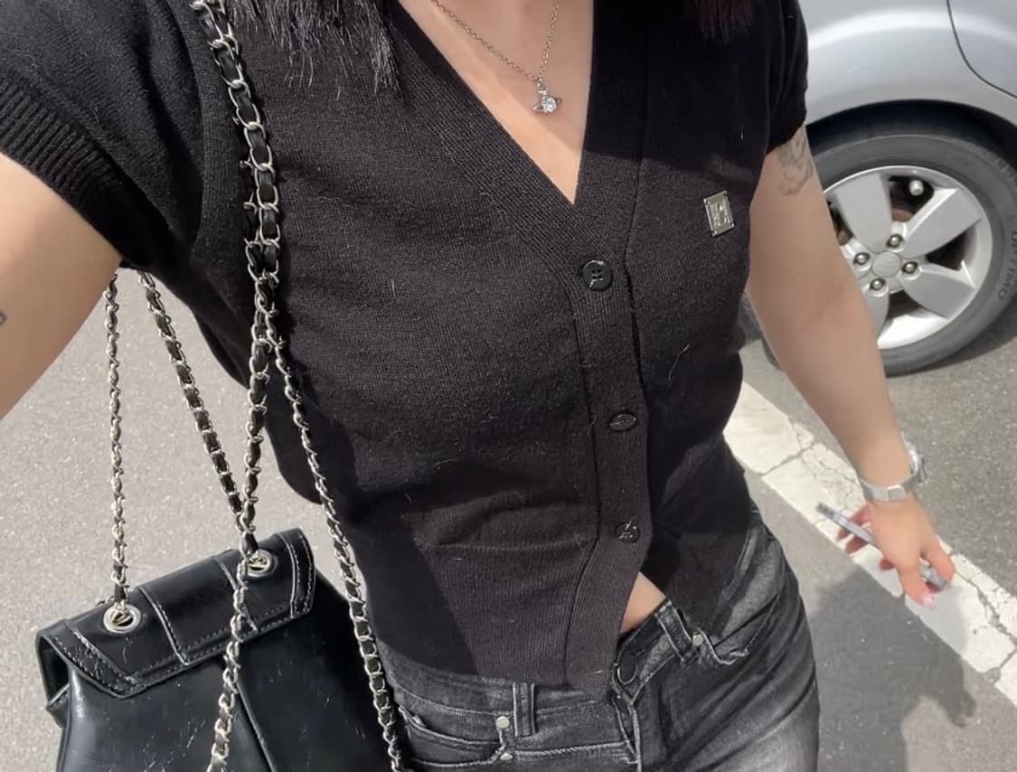 보헤미안서울 Y 심볼 하프 가디건 블랙 상품이미지2