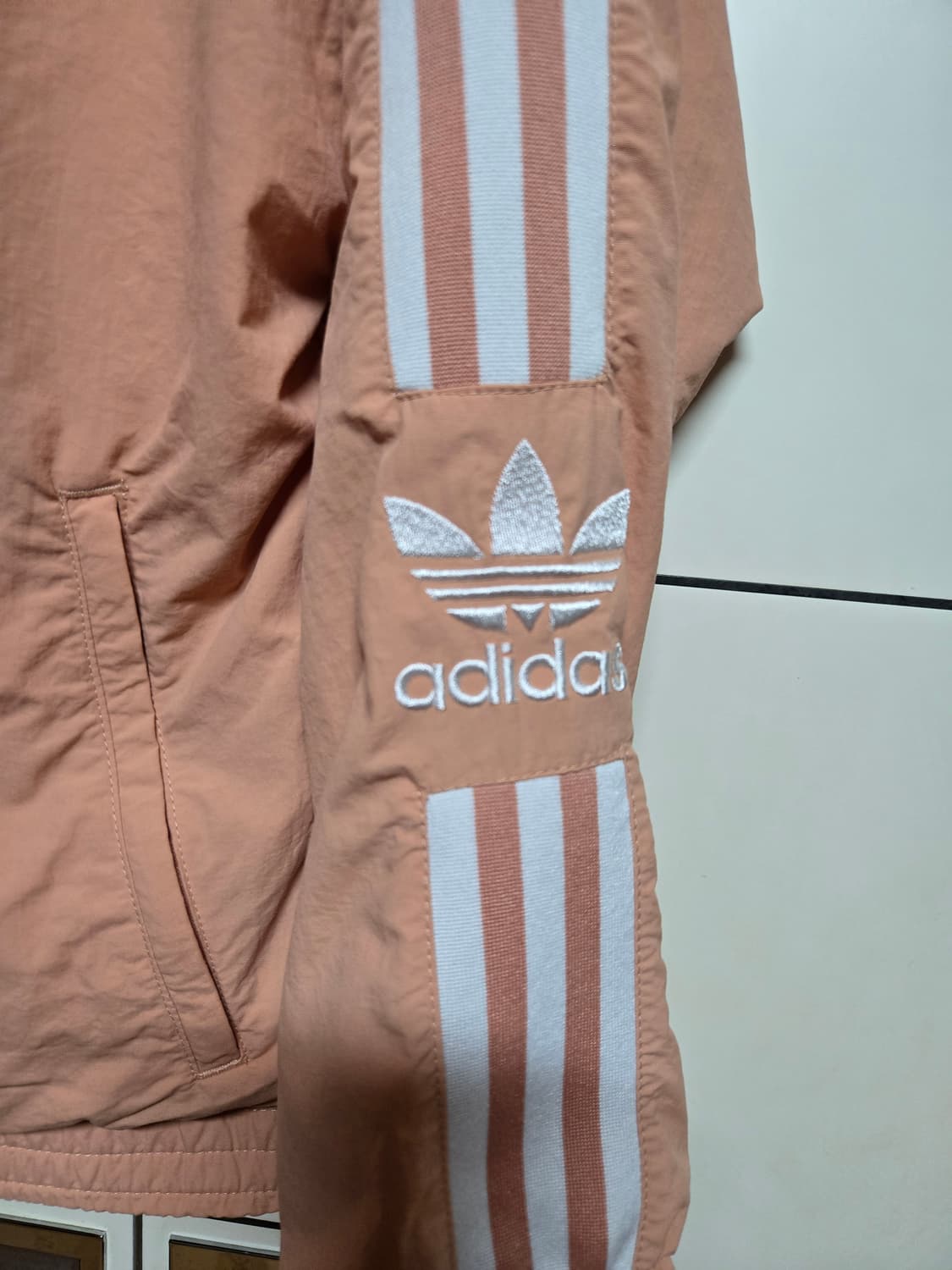 아디다스 여성 코랄 락업 트랙탑 셋업 상품이미지4