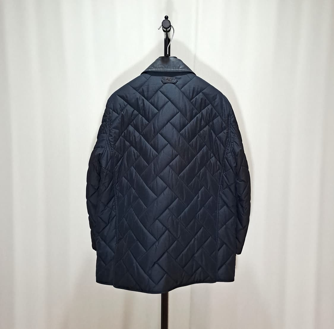 (택포) 23FW 닥스 가죽카라 퀼팅 사파리 100 B8 상품이미지5