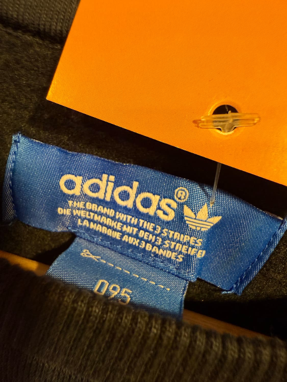 아디다스 빅프린팅 맨투맨 상품이미지2