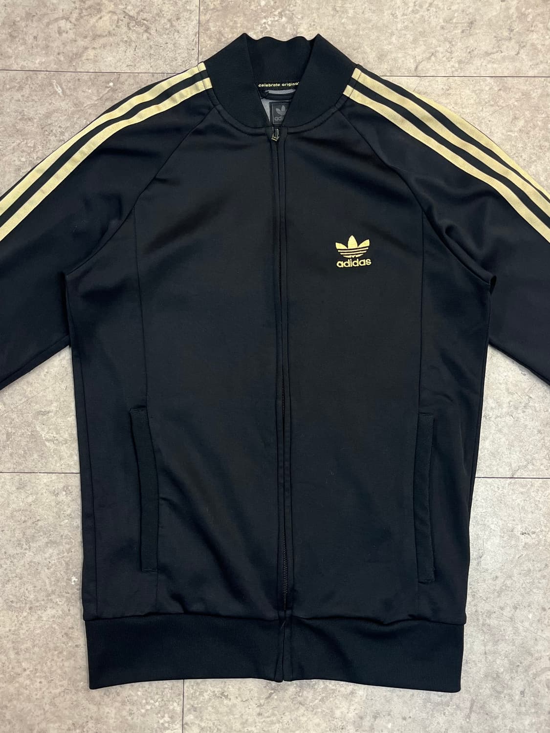 아디다스 슈퍼스타 져지 블랙 골드 100 #csz3839 상품이미지4