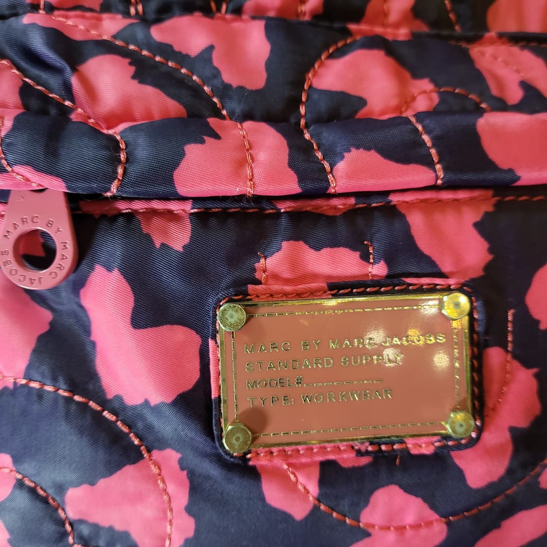 마크 제이콥스 백팩 상품이미지4