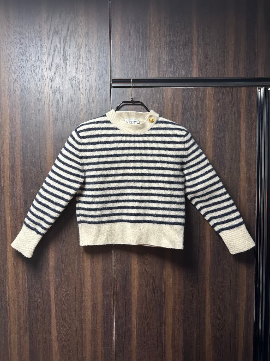[사이즈 줄어듦]렉토 스트라이프 니트 상품이미지1