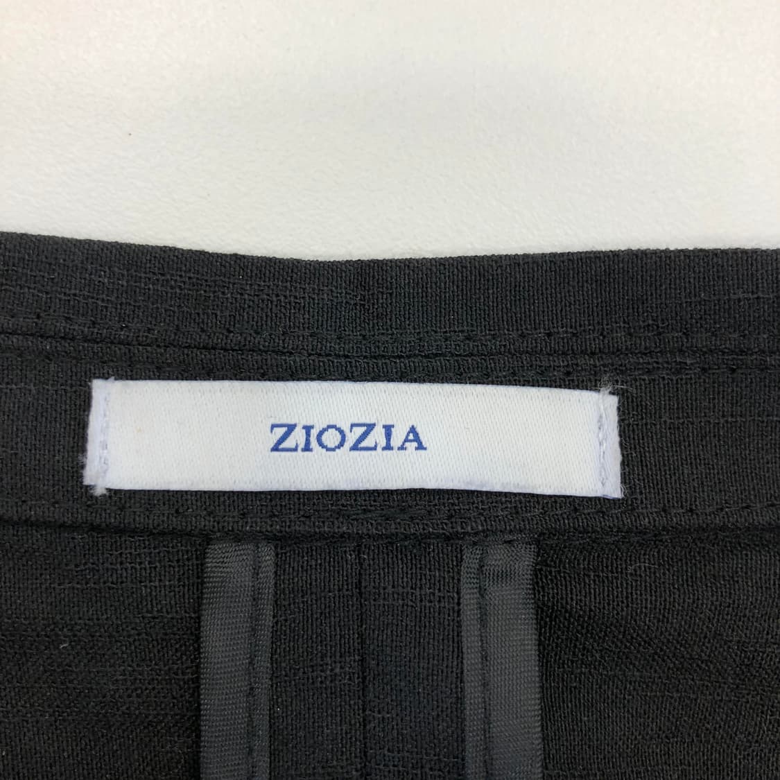 지오지아 코튼혼방 경량 블랙자켓 100 상품이미지6