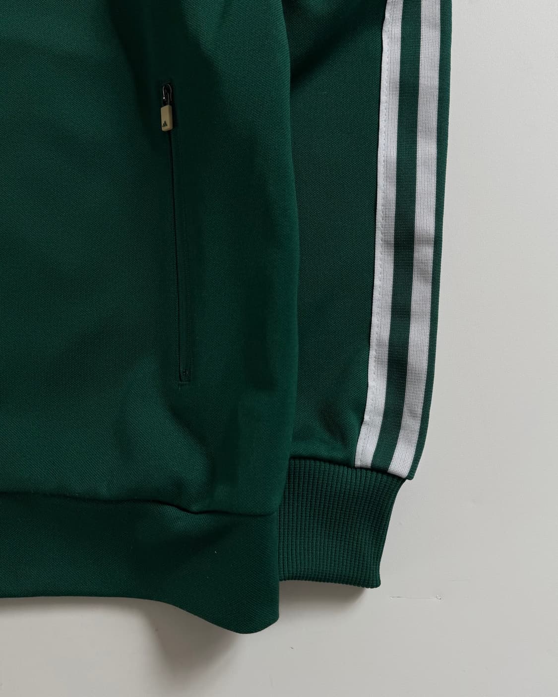 Adidas 아디다스 오리지널 로고 그린컬러 트랙탑 상품이미지3