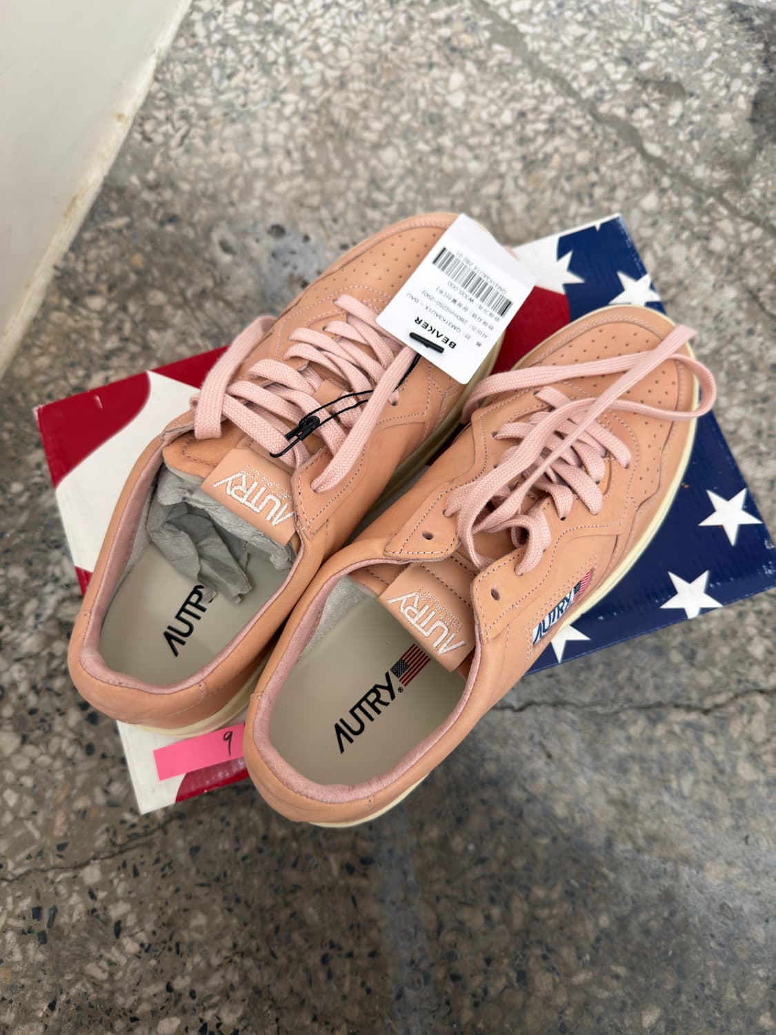 Autry 스니커즈 새것 상품이미지5