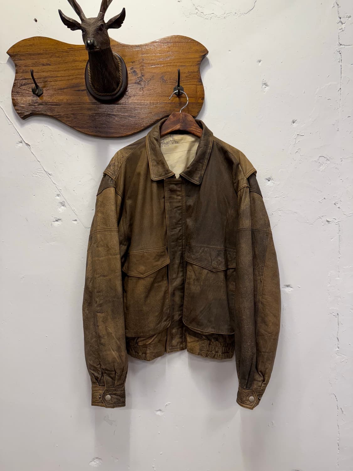 (L) 90s Map-Lined Leather Bomber Jacket  상품이미지1