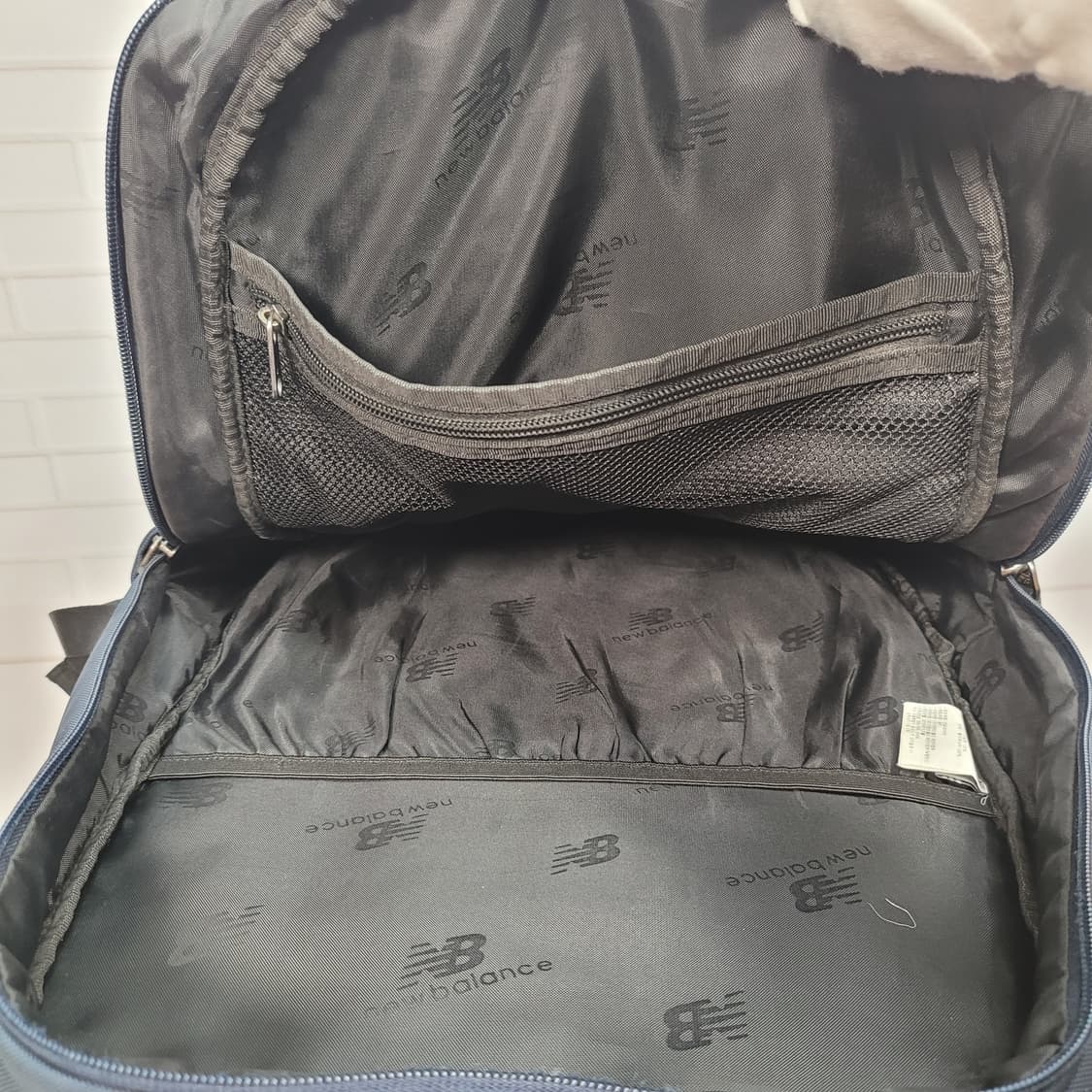 뉴발란스 배낭 백팩 노트북백팩 네이비색 상품이미지6