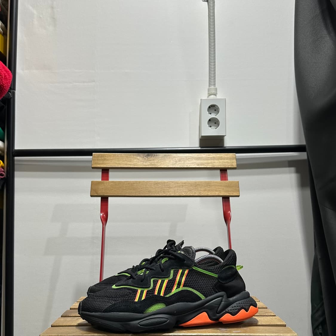 260) 아디다스 운동화 남성 남자 신발 오즈위고 블랙 오렌지 상품이미지3