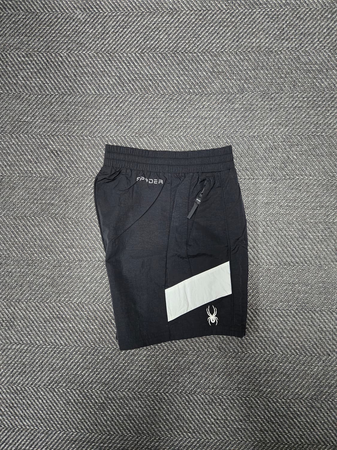 스파이더 공용 블랙 반바지 상품이미지2