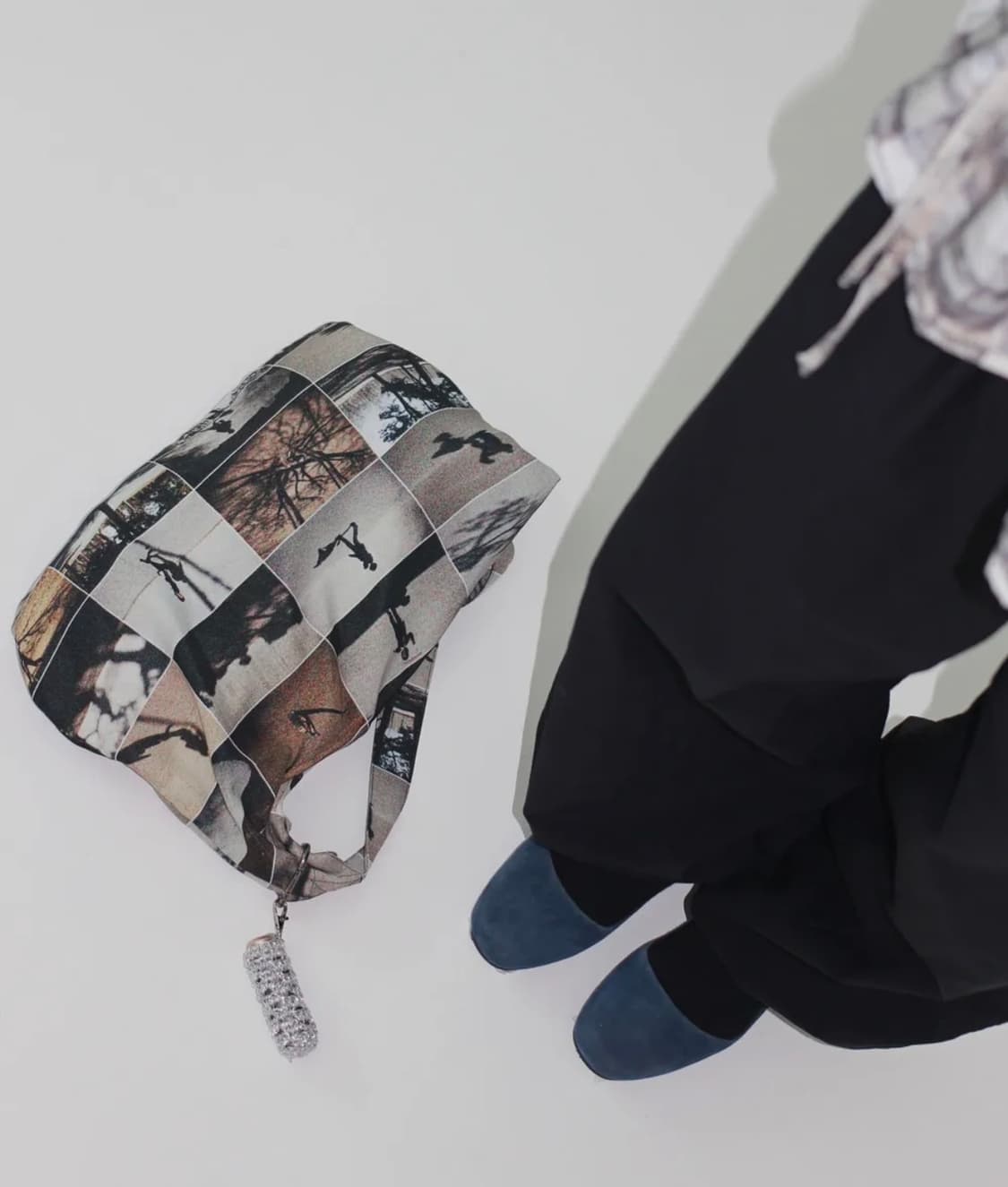 유라이크홈 쇼퍼백 Shadow Shoulder Bag 상품이미지1
