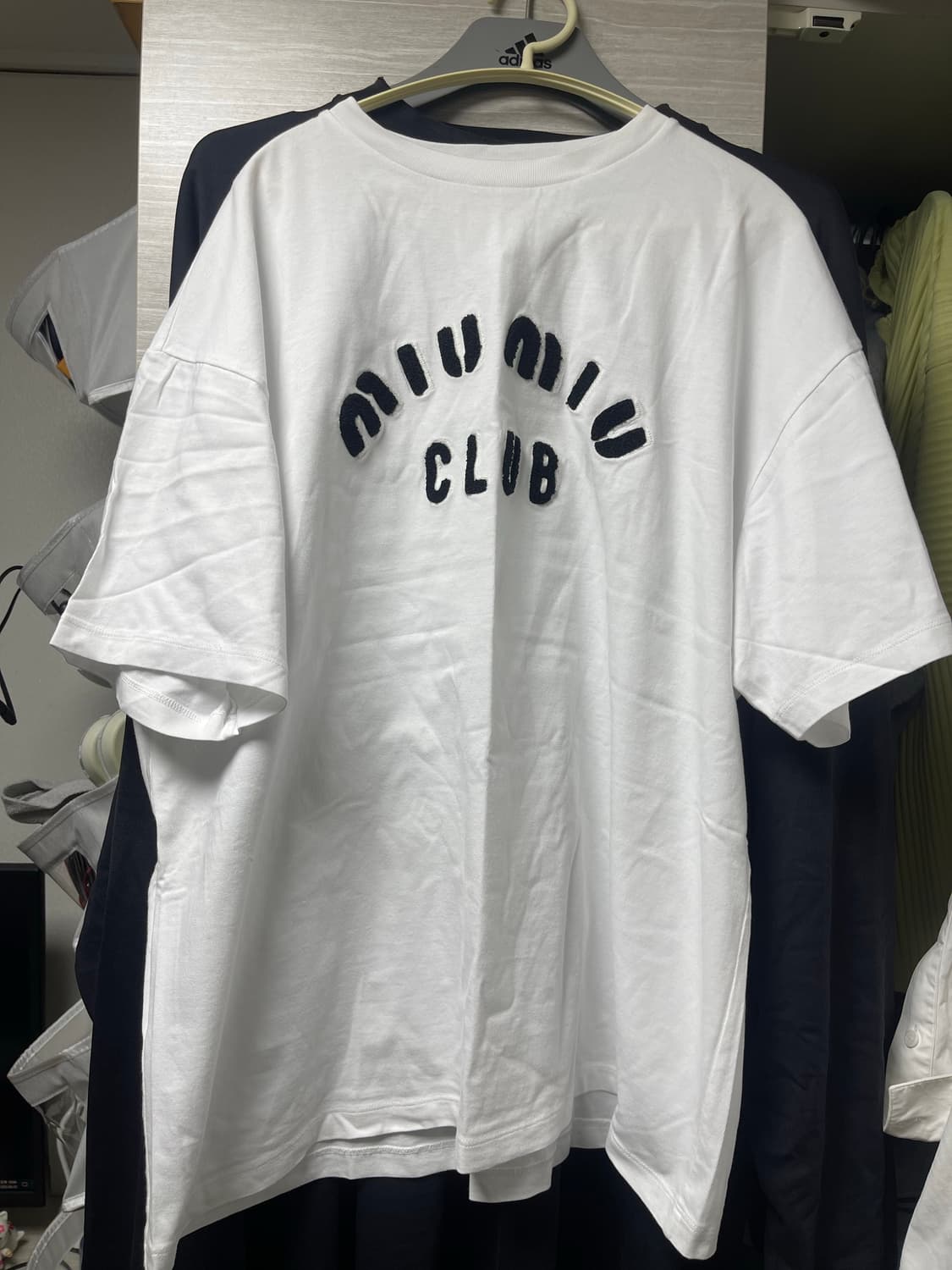 [L] 미우미우 클럽 CLUB 오버핏 반팔티셔츠 상품이미지1