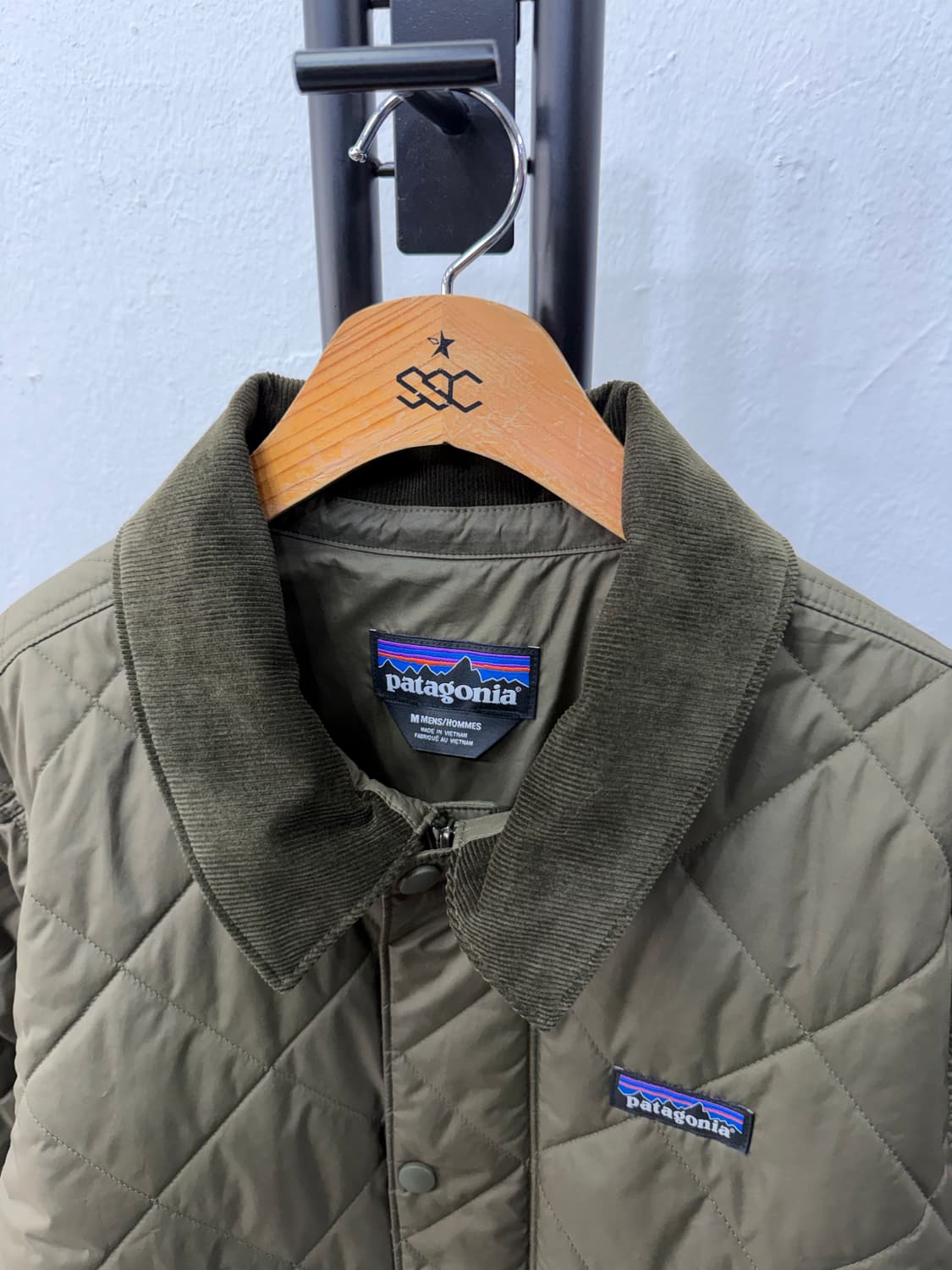 정품) 파타고니아 남성 퀼티드 아웃포켓 점퍼 M 상품이미지5