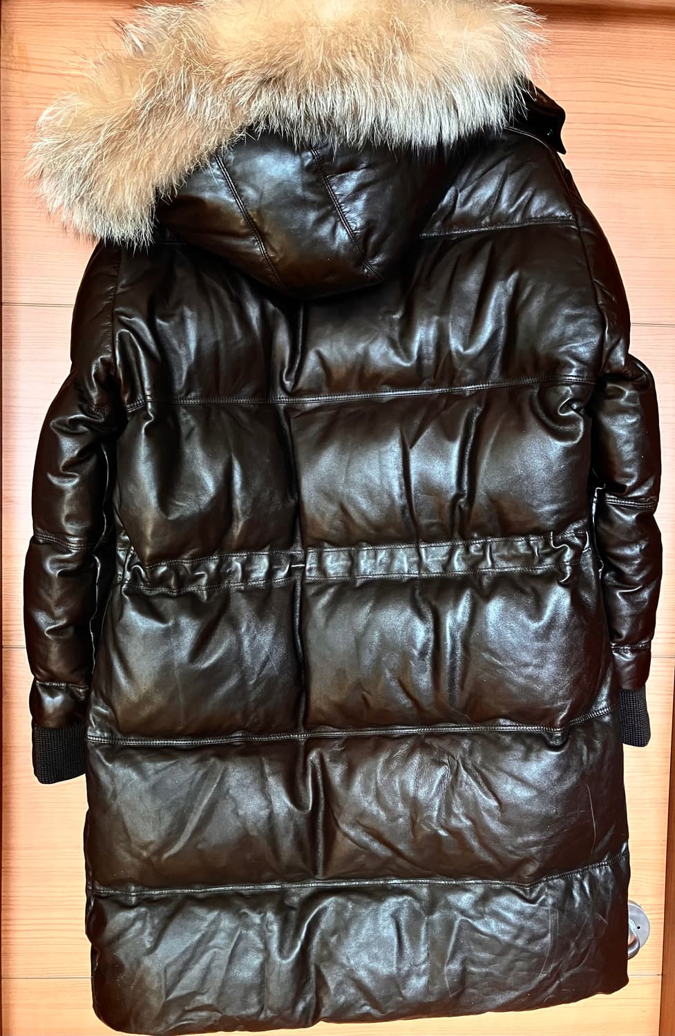 톰포드 가죽 롱패딩 상품이미지2