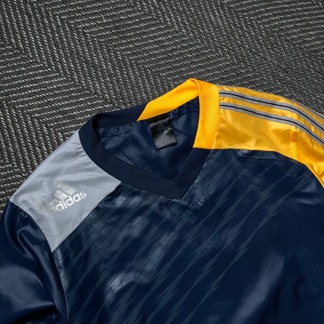 아디다스 더블로고 배색 디테일 우븐 웜업o 5062 상품이미지4