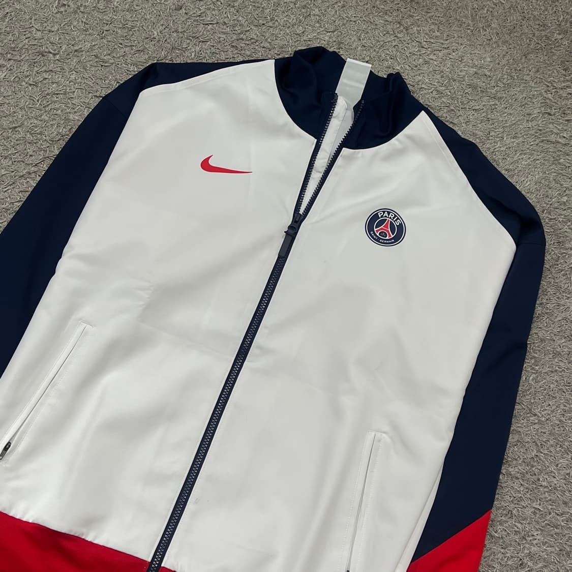 [95-100] 나이키 생제르망 트랙탑 상품이미지1