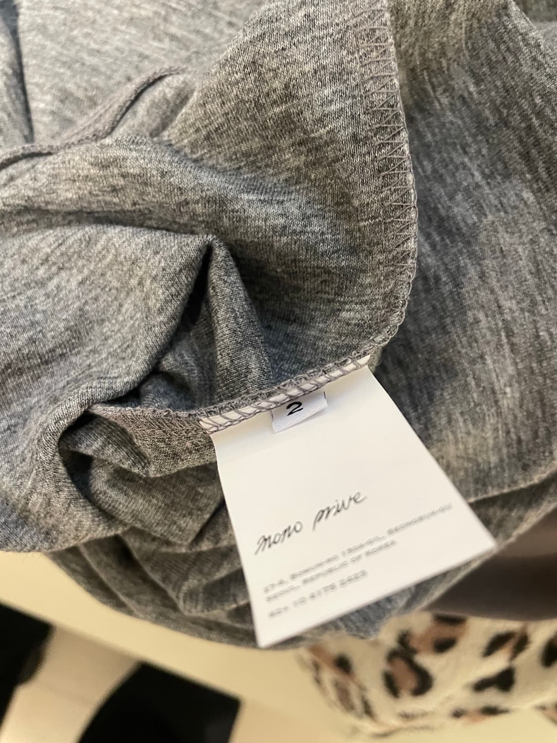 모노프리베 monoprive 텍스쳐드 v넥 슬리브 그레이 (2) 상품이미지4