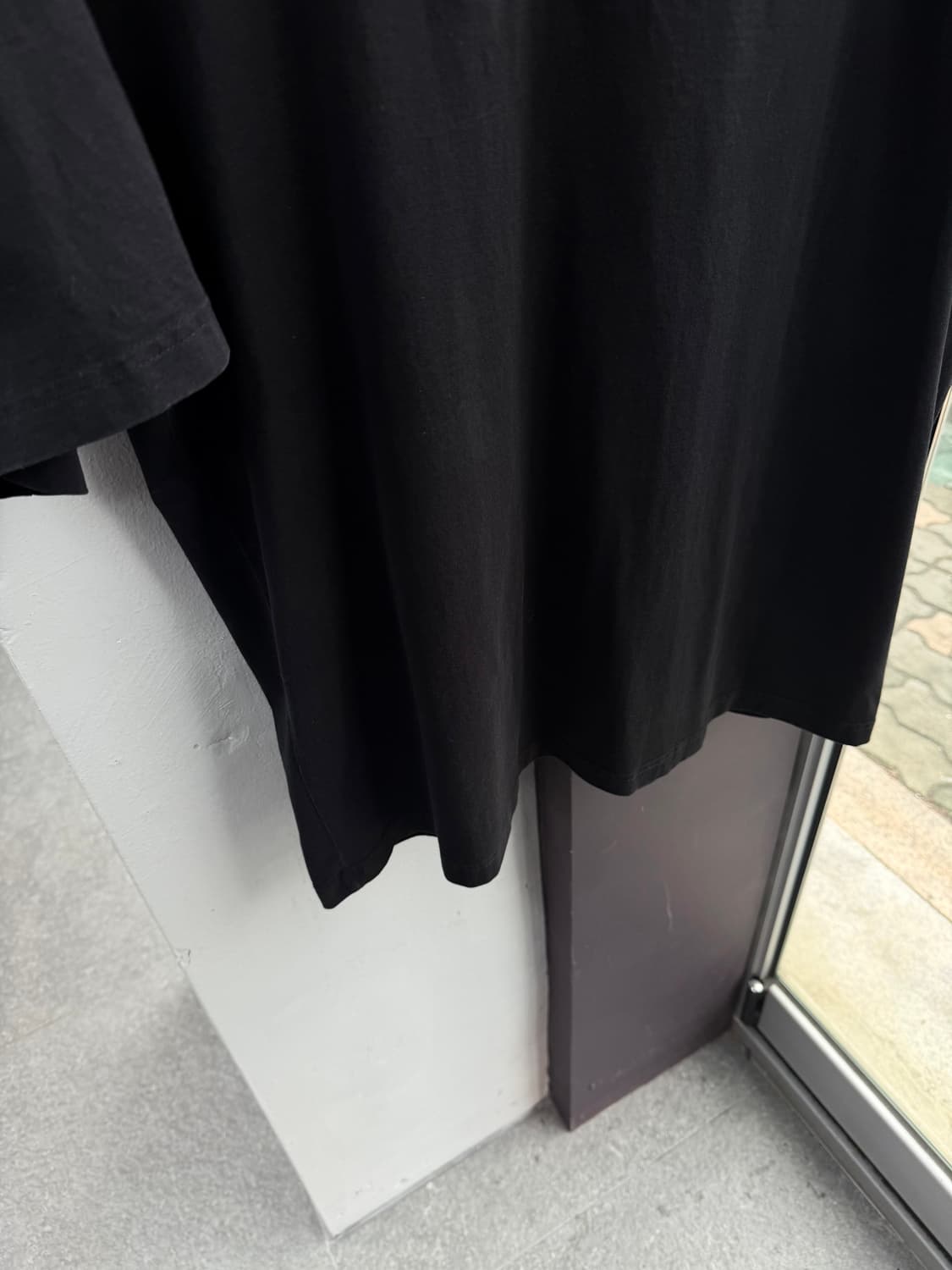 .L/ 발렌시아가 탑모델 로고 라운드 반팔 상품이미지4